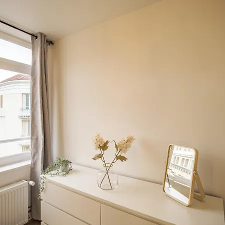 Le - Vue De - 4 Troyes