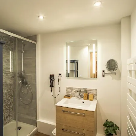 Le - Vue De - 4 Troyes